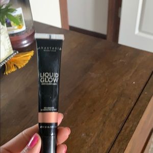 Liquid bronzer